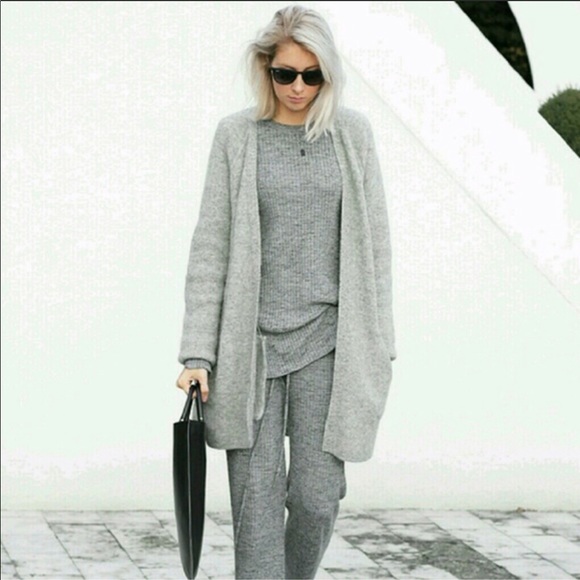 Zara Sweaters - Zara Sweater